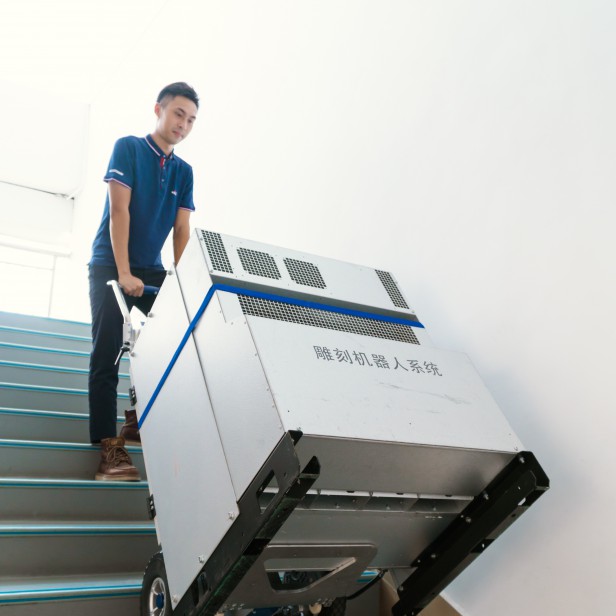 XSTO ZW7200G Ηλεκτρικό αναρριχητικό καρότσι, Μεταφορά φορτίων έως 200 kg σε σκάλες, Ασφαλής, εύκολη και αποτελεσματική χρήση