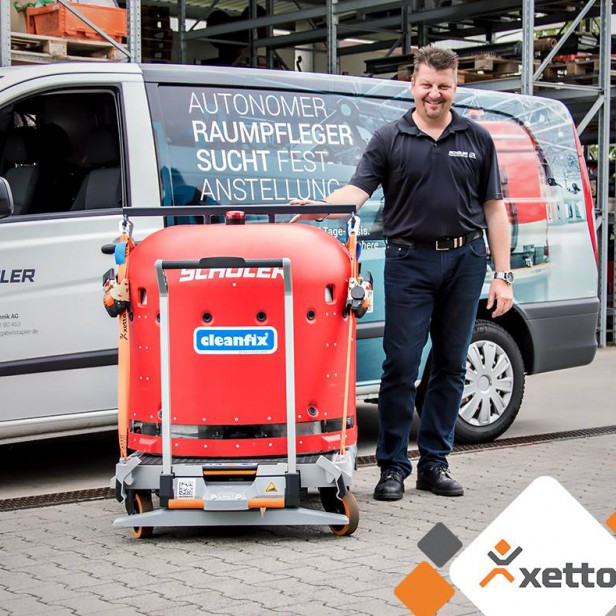 XETTO® LOADING AND TRANSPORT SYSTEM MATERIAL LIFTS
