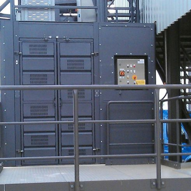 BOCKER ΒΙΟΜΗΧΑΝΙΚΟΙ ΑΝΕΛΚΥΣΤΗΡΕΣ ΕΡΓΟΤΑΞΙΟΥ Service-Lift