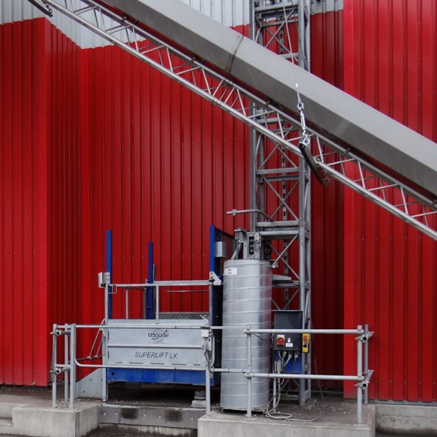 BOCKER ΒΙΟΜΗΧΑΝΙΚΟΙ ΑΝΕΛΚΥΣΤΗΡΕΣ ΕΡΓΟΤΑΞΙΟΥ Permanent Construction Lift