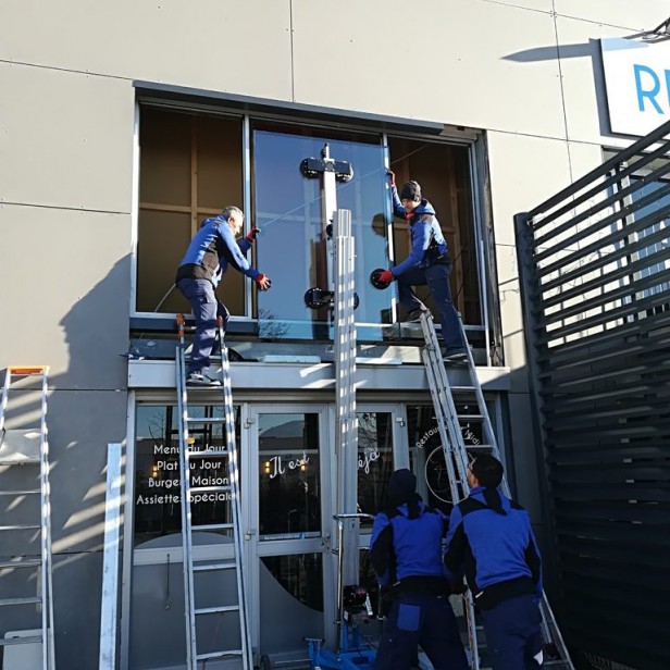 KSF BD400 electric material lifter 250kg ~4m Electric lifter BD400 250 kg BD400 – portable material lifter up to 4 m