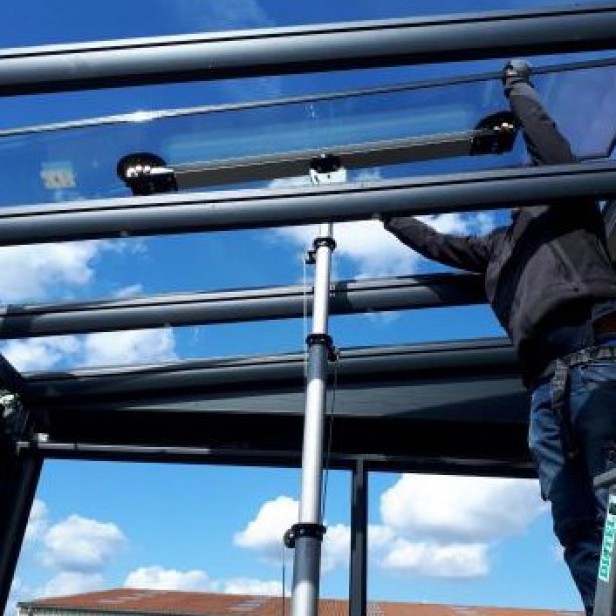 KSF G‑LS glass cradle attachment 130 kg   Glass cradle for CM340, CM520, CA400, BD400   130 kg glass cradle accessory