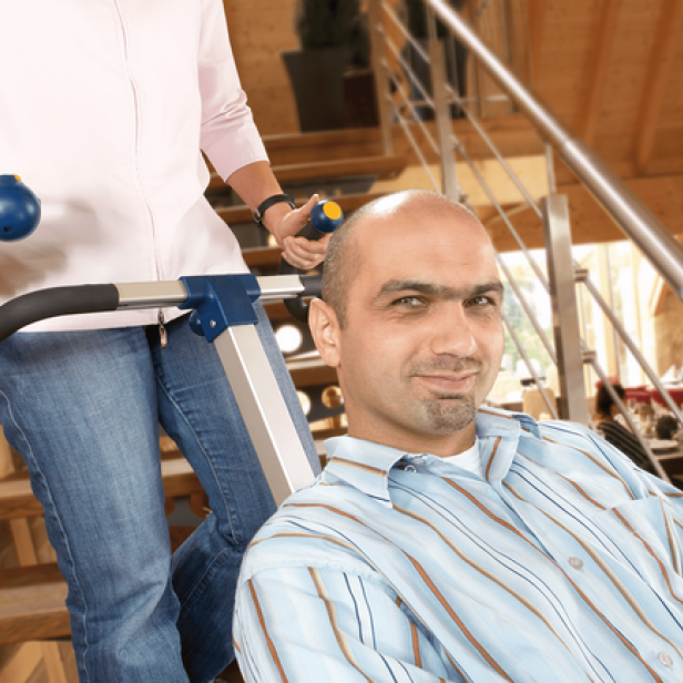 AAT S-MAX stair climber for wheelchairs portable stair climber AAT S-MAX stair climber S-MAX up to 115 kg