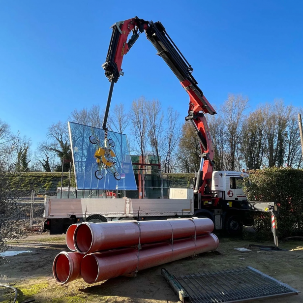 Glass vacuum lifter (battery) VB4 RCMBM/pro 400kg  MATERIAL LIFTS