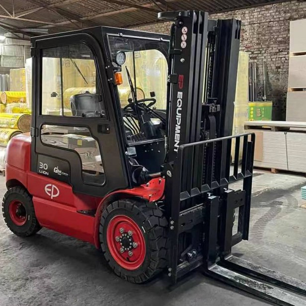 ELECTRIC FORKLIFT EFL 302/352 3000KG UP TO 3500KG 3000MM STROKE FORKLIFTS