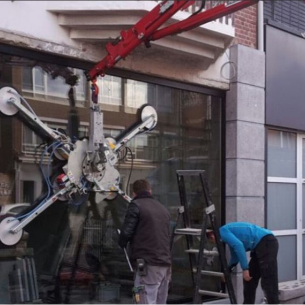 Bεντούζες ανύψωσης τζαμιών μπαταρίας VB4 + 4 RCMBM 800kg MATERIAL LIFTS