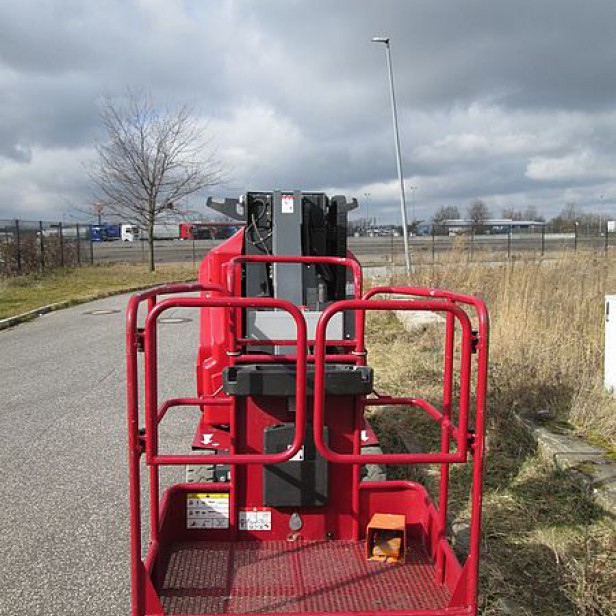 SECOND HAND ATN VERTICAL MASTLIFT PIAF 12E - 11.8M - 2018