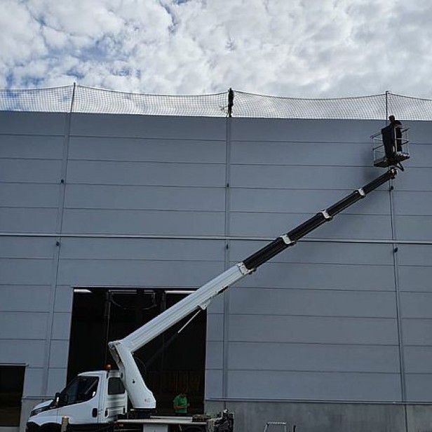 b-lift 27, manufactured in 2018 Truck working platform on Iveco Daily 