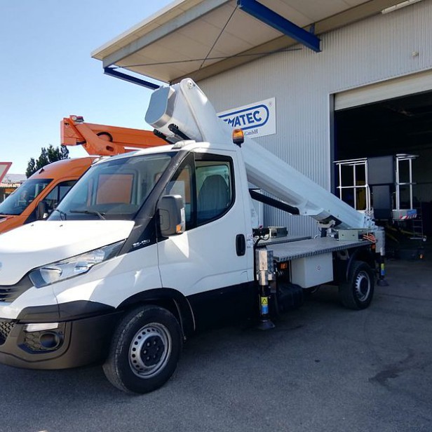 b-lift 27, manufactured in 2018 Truck working platform on Iveco Daily 
