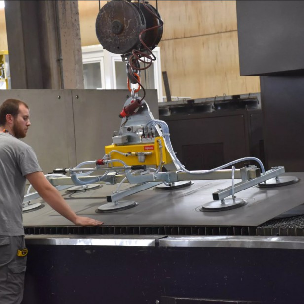 Bεντούζες ανύψωσης λαμαρινας 1000kg 1366mm -3120mm MATERIAL LIFTS