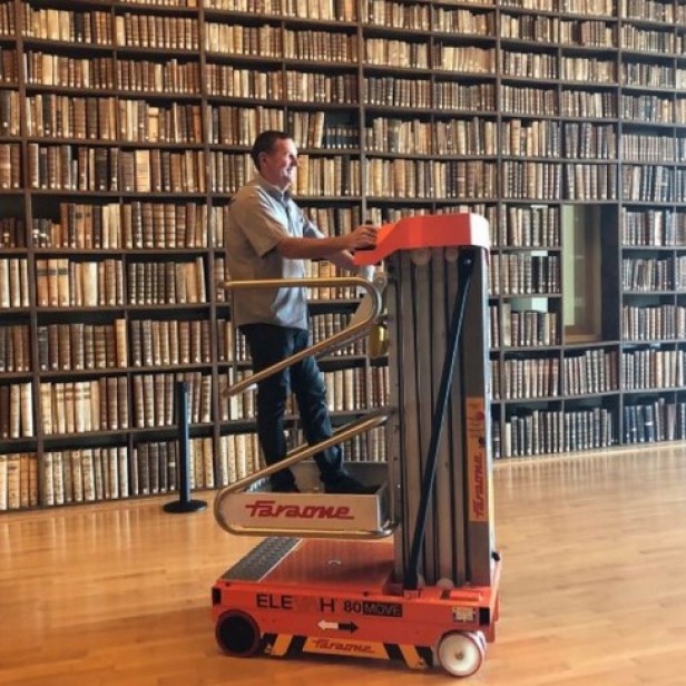 ΜΗΧΑΝΗΜΑ ΣΥΛΛΟΓΗΣ ΠΑΡΑΓΓΕΛΙΩΝ ORDER PICKER Elevah 80 Es Move 