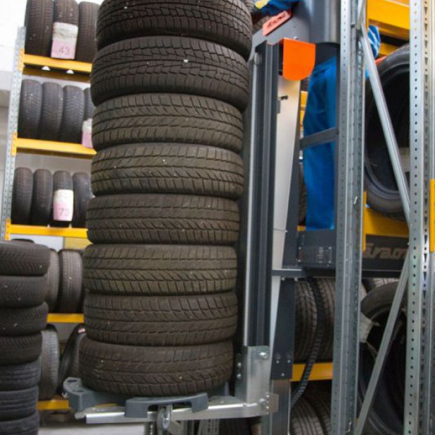 ΜΗΧΑΝΗΜΑ ΣΥΛΛΟΓΗΣ ΠΑΡΑΓΓΕΛΙΩΝ ELEVAH 5 TIRES ΥΨΟΣ ΕΡΓΑΣΙΑΣ 5.15Μ 