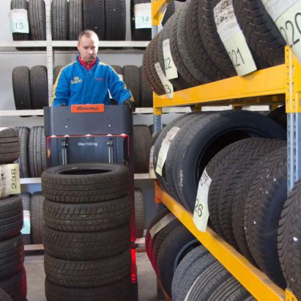 ΜΗΧΑΝΗΜΑ ΣΥΛΛΟΓΗΣ ΠΑΡΑΓΓΕΛΙΩΝ ELEVAH 5 TIRES ΥΨΟΣ ΕΡΓΑΣΙΑΣ 5.15Μ 