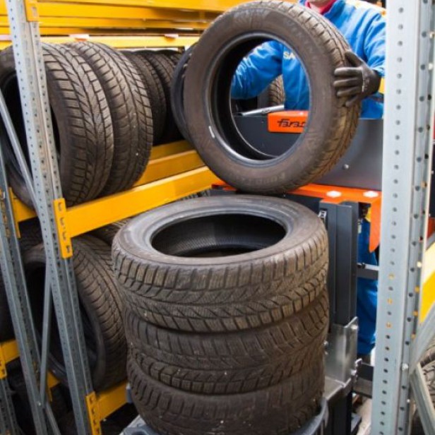 ΜΗΧΑΝΗΜΑ ΣΥΛΛΟΓΗΣ ΠΑΡΑΓΓΕΛΙΩΝ ELEVAH 5 TIRES ΥΨΟΣ ΕΡΓΑΣΙΑΣ 5.15Μ 