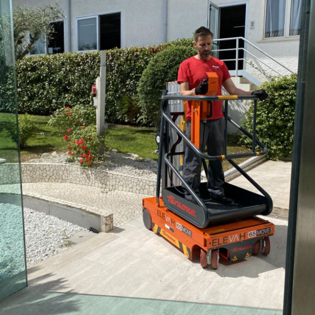 SELF-PROPELLED ELECTRIC PLATFORM ELEVAH 65 MOVE LIGHT - 6.3Μ WORKING HEIGHT 