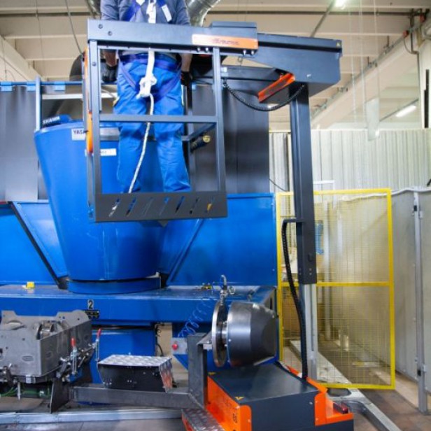 ORDER PICKER ELEVAH Ε5 ES MOVE - 4.9Μ WORKING HEIGHT 