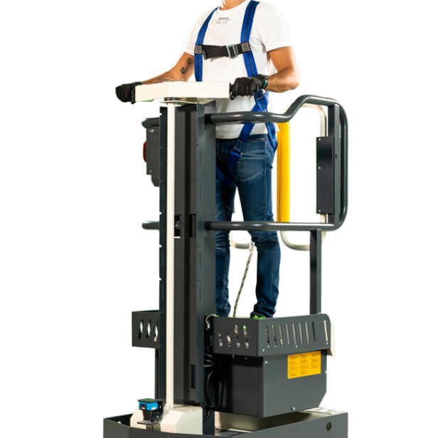 SELF-PROPELLED ELECTRIC PLATFORM ELEVAH 40 MOVE WORKING HEIGHT 4M 