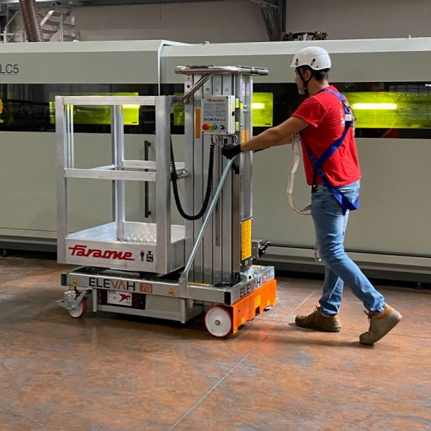 PERSONNEL LIFT ELEVAH 70 - WORKING HEIGHT 7.25M 