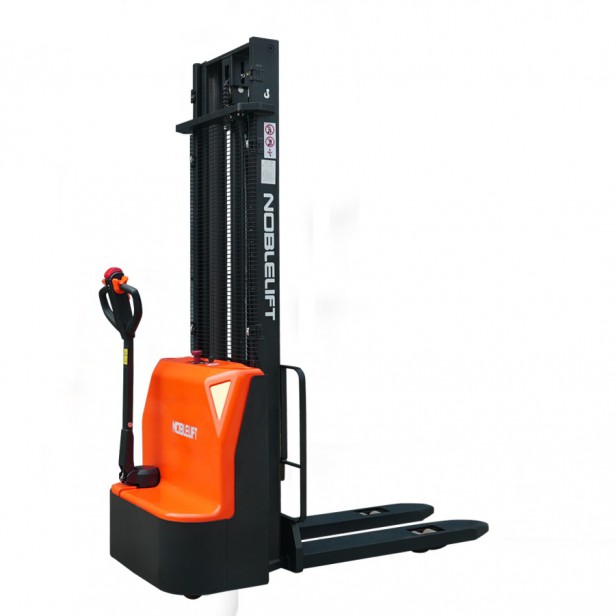 ELECTRIC STACKER PSE 1-L-C 1000KG - UP TO  2000MM LIFTING STROKE 