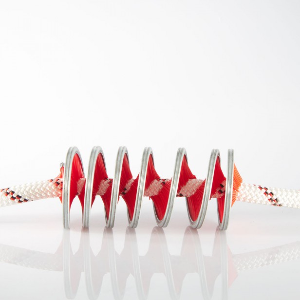 ELECTRIC LIFTING PERSONEL RONIN LIFT  181KG MAX CAPACITY 