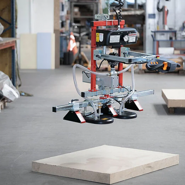 NGR NEEDLE GRIPPER FOR LIFTING WOOD - STRUCTURAL & INSULATING MATERIALS WITH NEEDLES & HOIST FOR LIFTING UP TO 100KG 