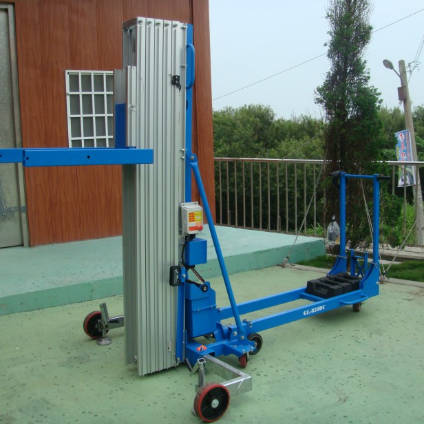 KSF GL850 AC – AC/DC ηλεκτρικό ανυψωτικό γυαλιού 300 kg 8,7 m Τηλεσκοπικό ανυψωτικό γυαλιού με AC/DC τροφοδοσία Ανυψωτικό γυαλιού KSF για προσόψεις και φωταγωγούς