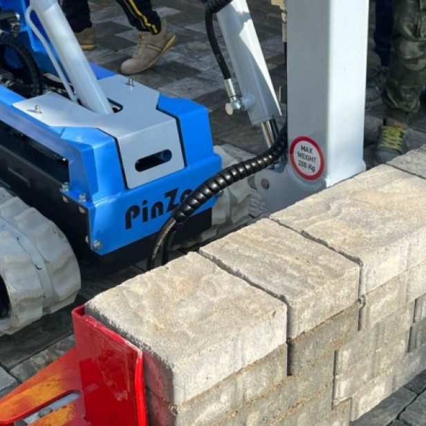 AZZURRO TRACKED TILE TRANSPORTER PINZO 200KG