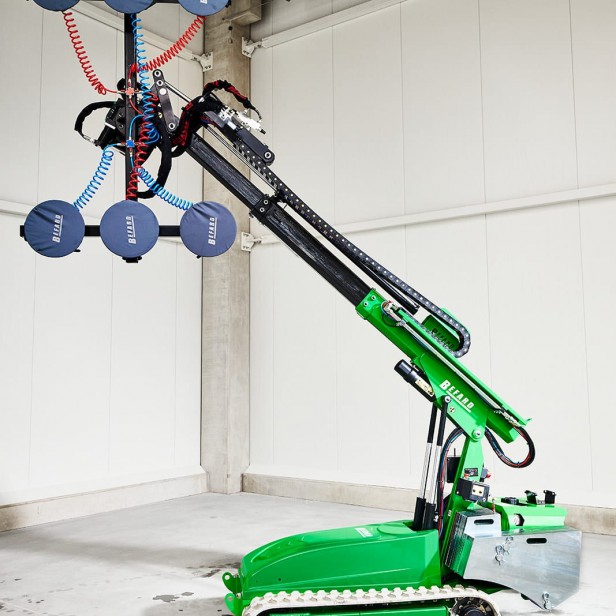 Befard XGR800.1, crawler installation robot, vacuum manipulator 800 kg, 8 suction cups, radio remote control