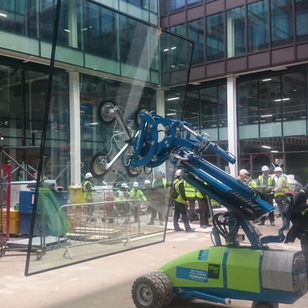 GLASS LIFTING ROBOT WINLET 1000 - 1000KG - 4.1M 