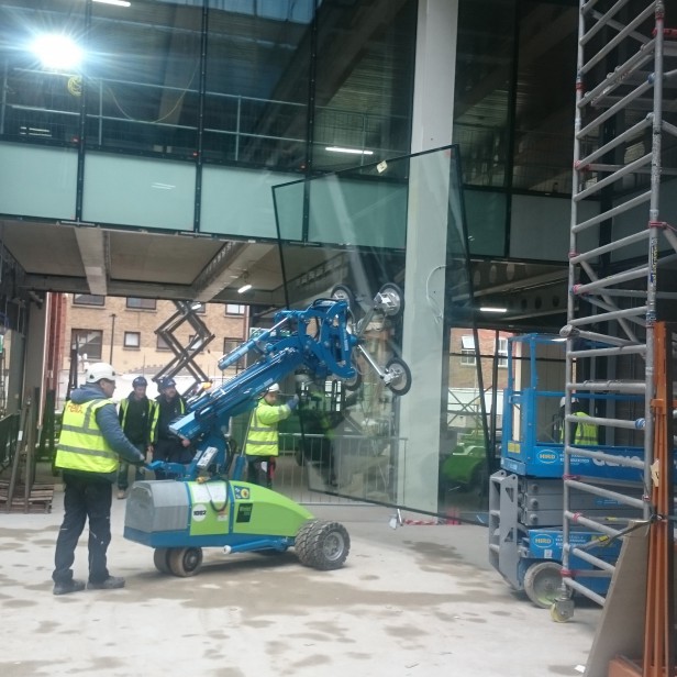 GLASS LIFTING ROBOT WINLET 1000 - 1000KG - 4.1M 