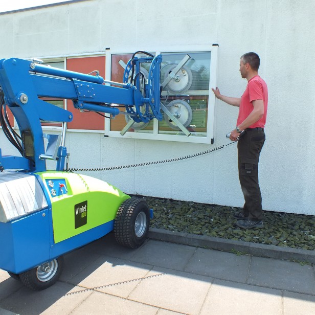 GLASS LIFTING ROBOT WINLET 600 - 600KG -3.3M 
