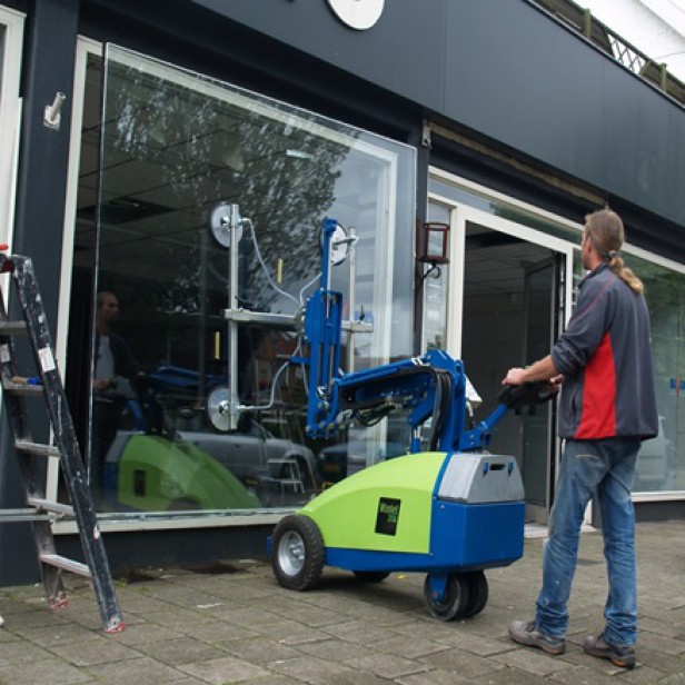 GLASS LIFTING ROBOT WINLET 350 - 350KG - 2.8M 