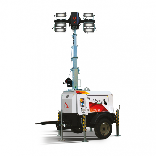 LUX M12 LED lighting tower – coverage up to 7000 m²  LUXTOWER LUX M12 – manual lift tower up to 8 m  LUX M12 lighting tower with Kubota Z482 generator  LUX M12 LED tower – 6×150 W floodlights with 7000 m² coverage