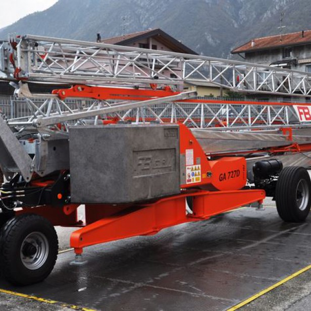 SELF ERECTING CRANE GA 727 MAX LOAD 2500 KG - 9.5Μ & 700KG - 27M &19.3M HEIGHT