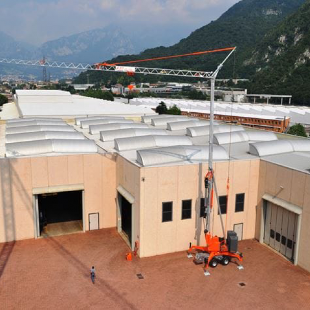 SELF ERECTING CRANE GA 727 MAX LOAD 2500 KG - 9.5Μ & 700KG - 27M & 20.4M HEIGHT