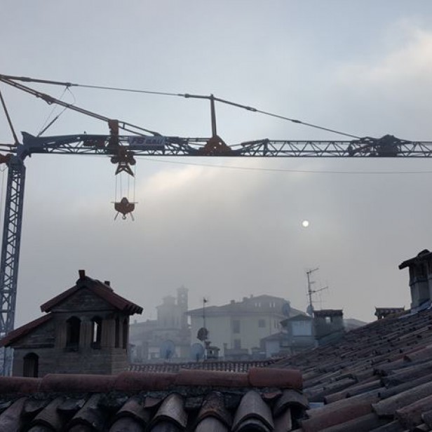 SELF ERECTING CRANE GX 251 MAX LOAD 4000 KG - 7.9Μ & 1000KG - 24.3M & 24M HEIGHT 