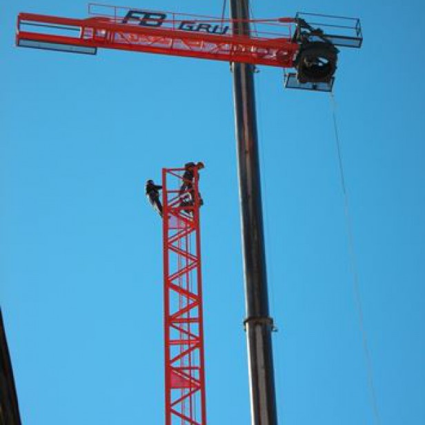 TOWER CRANE GHS401 4000 MAX LOAD 4000KG - 13M LENGTH & 1000KG - 40M LENGTH & 36M HEIGHT 