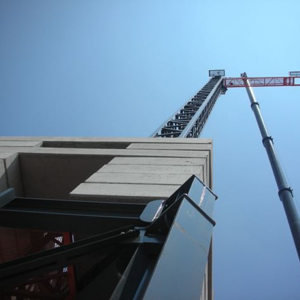 TOWER CRANE GHS 501 4000 MAX LOAD 4000KG - 16.7M LENGTH & 1000KG - 50M LENGTH & 36M HEIGHT 