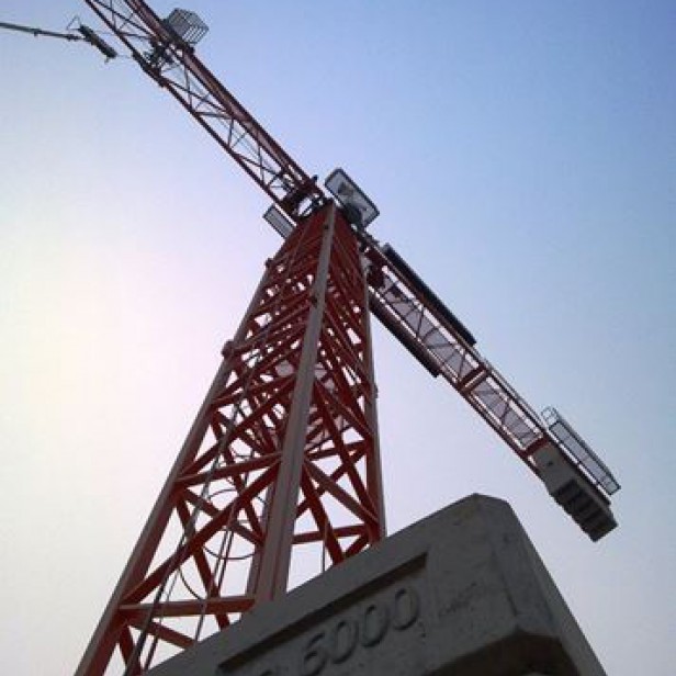 TOWER CRANE GHS 551 MAX LOAD 6000KG - 18.1M LENGTH & 1100KG - 55M LENGTH & 78M HEIGHT 