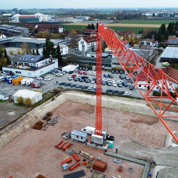 TOWER CRANE GHS 551 MAX LOAD 6000KG - 18.1M LENGTH & 1100KG - 55M LENGTH & 78M HEIGHT 