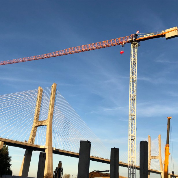 FLAT TOP ΓΕΡΑΝΟΣ RTM250 ΜΕΓΙΣΤΟ ΦΟΡΤΙΟ 12000 ΚΙΛΑ - 71Μ ΜΗΚΟΣ  