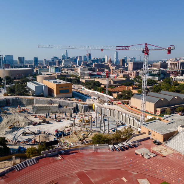 LOW TOP ΓΕΡΑΝΟΣ RTT 520 ΜΕΓΙΣΤΟ ΦΟΡΤΙΟ 24000 ΚΙΛΑ  -80Μ ΜΗΚΟΣ & 84M ΥΨΟΣ 