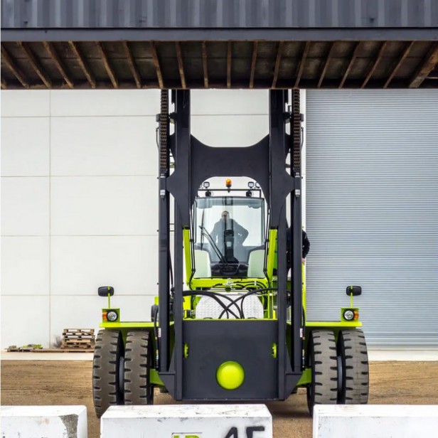  UPLIFTING Container Handlers Model TUP 5-EC UPLIFTING ΓΙΑ ΑΔΕΙΑ CONTAINERS 10 ΤΟΝΩΝ