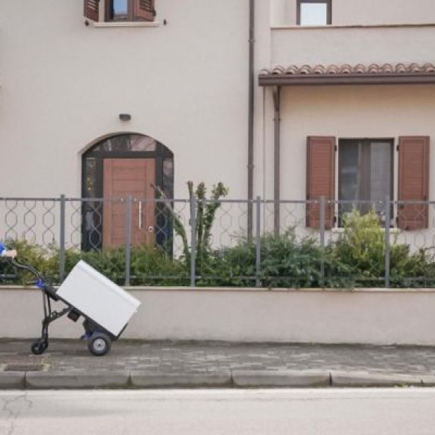 Ηλεκτρικό καρότσι με πρόωση τροχών 160 kg  Καρότσι μπαταρίας για βαριά φορτία  Ηλεκτρικό καρότσι για επίπεδες  Καρότσι με 160 κιλά φορτίο  Antano Donkey Move με ηλεκτρική πρόωση