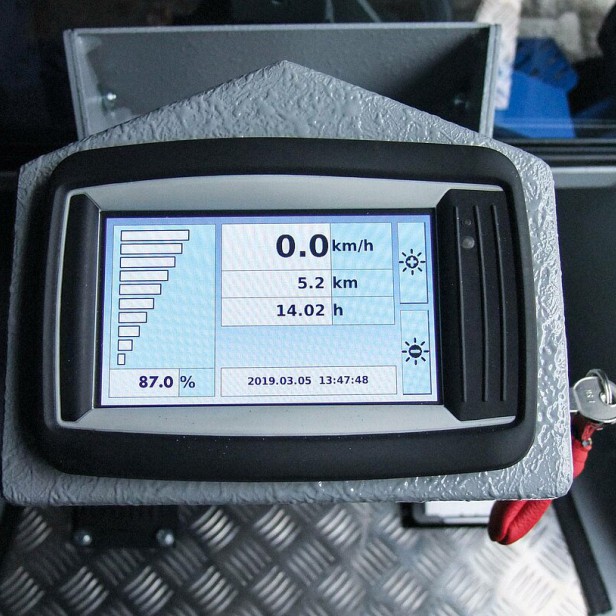 Probst VM-X PaverMax ηλεκτρικό μηχάνημα τοποθέτησης πλακών VM-X PaverMax όχημα εγκατάστασης πλακών σκυροδέματος Ηλεκτρικός ανυψωτής πλακών Probst VM-X