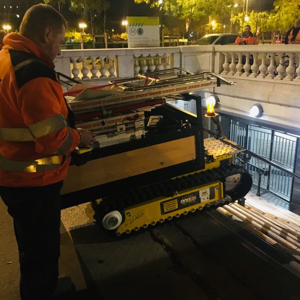 ALITRAK ΗΛΕΚΤΡΙΚΟΣ ΕΡΠΥΣΤΡΙΟΦΟΡΟΣ ΜΕΤΑΦΟΡΕΑΣ/DUMPER ΜΕ ΠΛΑΤΦΟΡΜΑ DCT450P - 600KG 