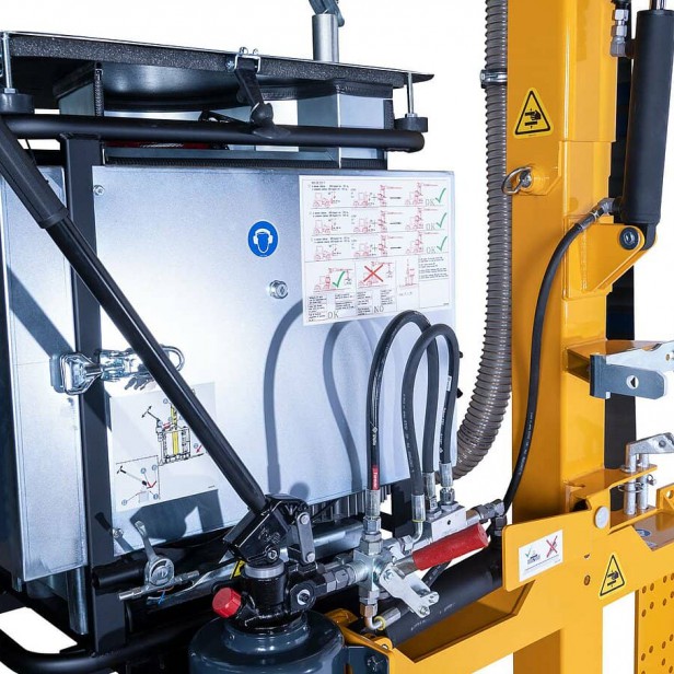 Probst Jumbo-BV-Vario βραχίονας με βεντούζα, ανύψωση και τοποθέτηση πλακών,Probst Jumbo-BV-Vario χρήση σε εργοτάξιο Βεντούζα Probst Jumbo-BV-Vario για πλακάκια