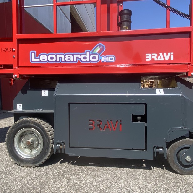 USED LEONARDO HD 4,9m WORKING HEIGHT