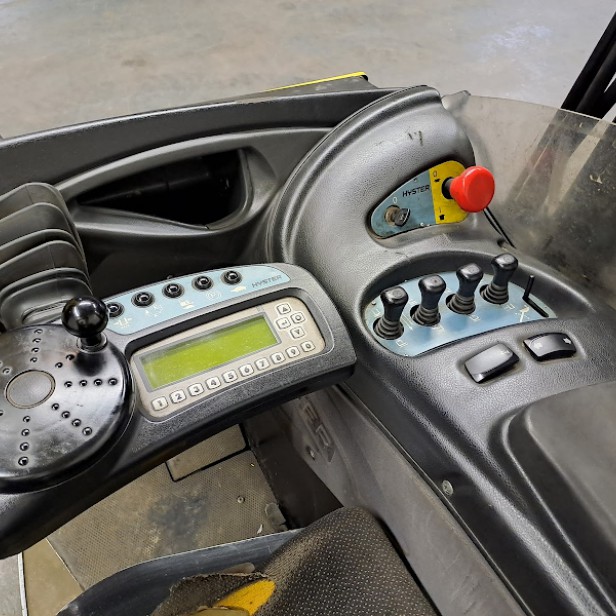 USED ELECTRIC STACKER  HYSTER R1.6H 1600kg UP TO 8.5M