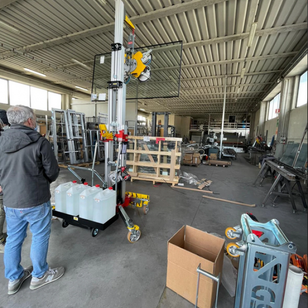 GOLIA BULL χειροκίνητο σύστημα ανύψωσης τζαμιών GOLIA BULL για επαγγελματική χρήση